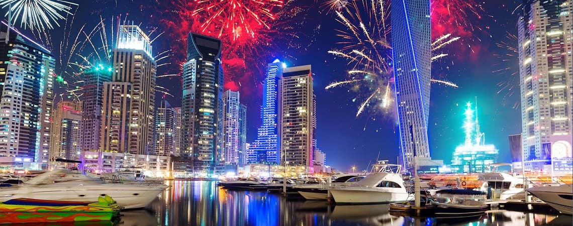 Top Yachts to Charter for 2021 New Year’s Eve Celebration